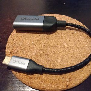 QGeeM USB C to HDMI Adapter 4K Cable, USB Type-C to HDMI Adapter